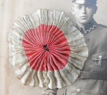 ROZETA W BARWACH NARODOWYCH