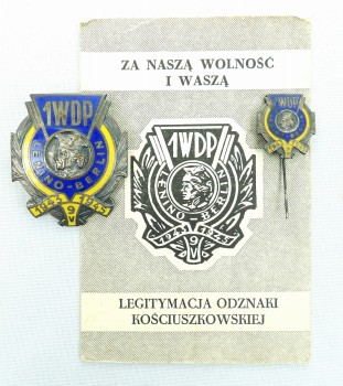 Legitymacja + odznaki 1 WARSZAWSKA DYWIZJA ZMECHANIZOWANA  