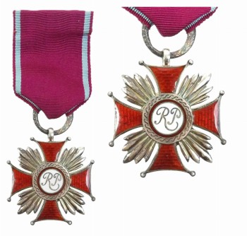SREBRNY KRZYŻ ZASŁUGI  - SYGNOWANY 