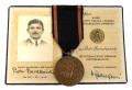 MEDAL NIEPODLEGŁOŚCI Z LEGITYMACJĄ