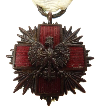 PRZEDWOJENNY KRZYŻ PCK ZASŁUDZE