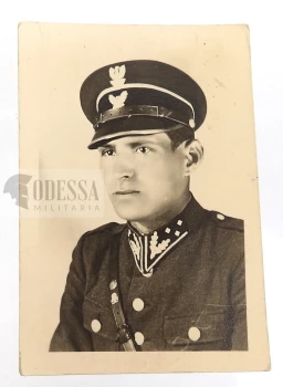 FOTOGRAFIA - FUNKCJONARIUSZ LASÓW PAŃSTWOWYCH 